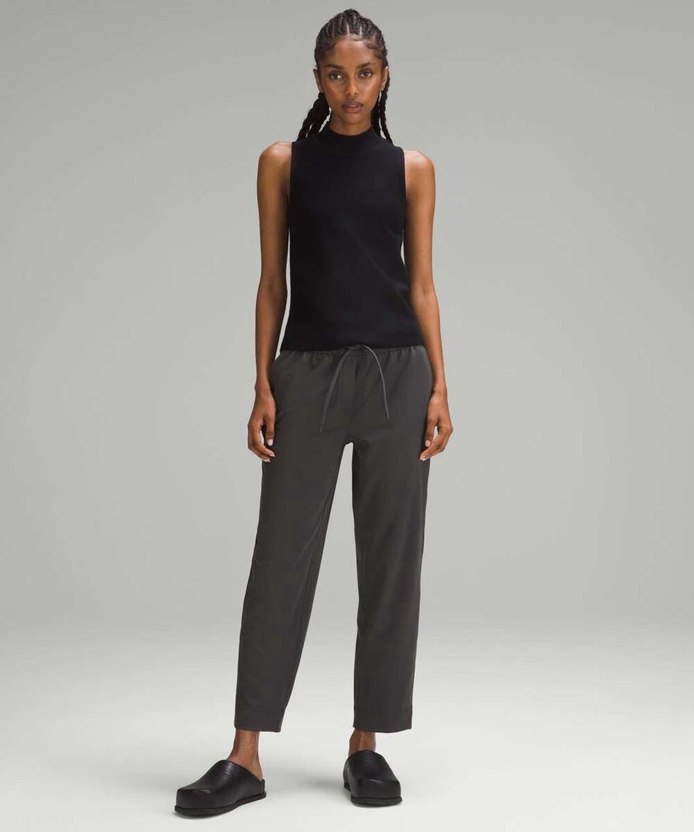 Lululemon Tapered Mid-Rise 7/8 Luxtreme Drawstring Pants Graphite Grey Sz M